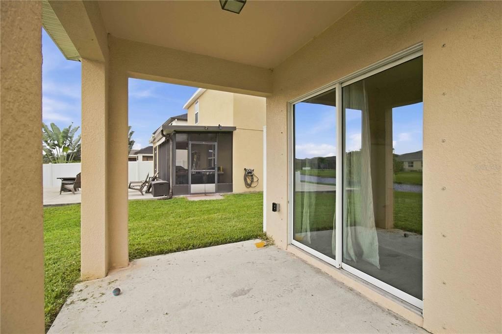 For Rent: $2,550 (3 beds, 2 baths, 1626 Square Feet)