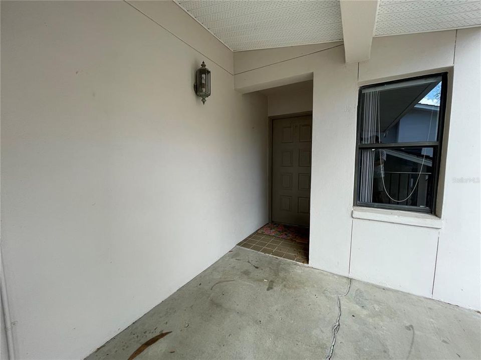 For Rent: $1,900 (2 beds, 2 baths, 1000 Square Feet)