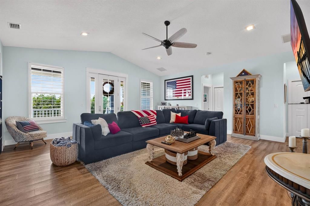 For Sale: $1,599,500 (4 beds, 4 baths, 3269 Square Feet)