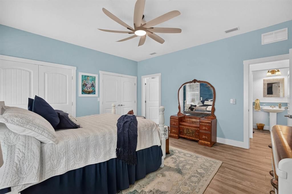 For Sale: $1,599,500 (4 beds, 4 baths, 3269 Square Feet)