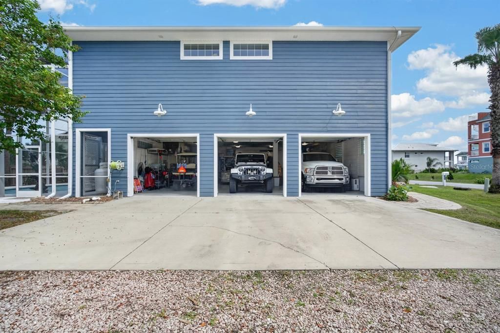 For Sale: $1,599,500 (4 beds, 4 baths, 3269 Square Feet)