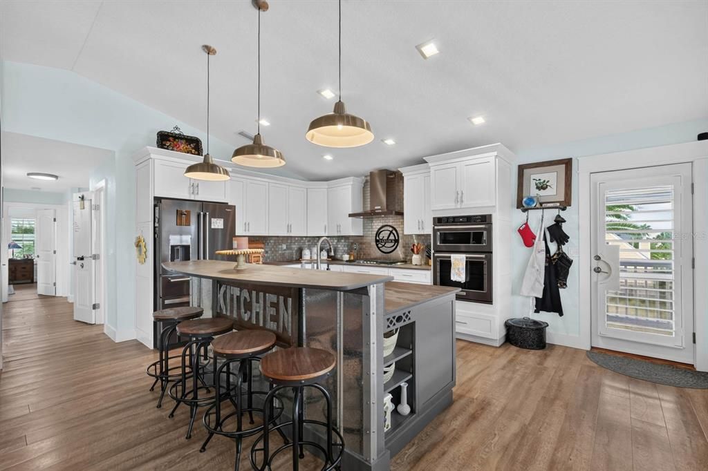 For Sale: $1,599,500 (4 beds, 4 baths, 3269 Square Feet)