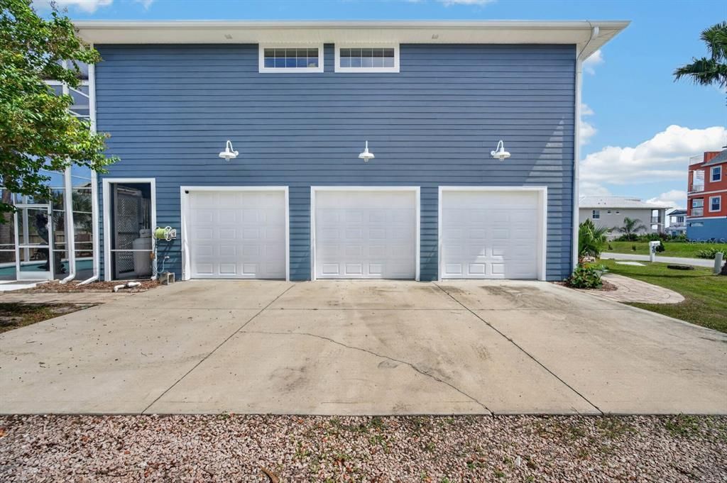 For Sale: $1,599,500 (4 beds, 4 baths, 3269 Square Feet)