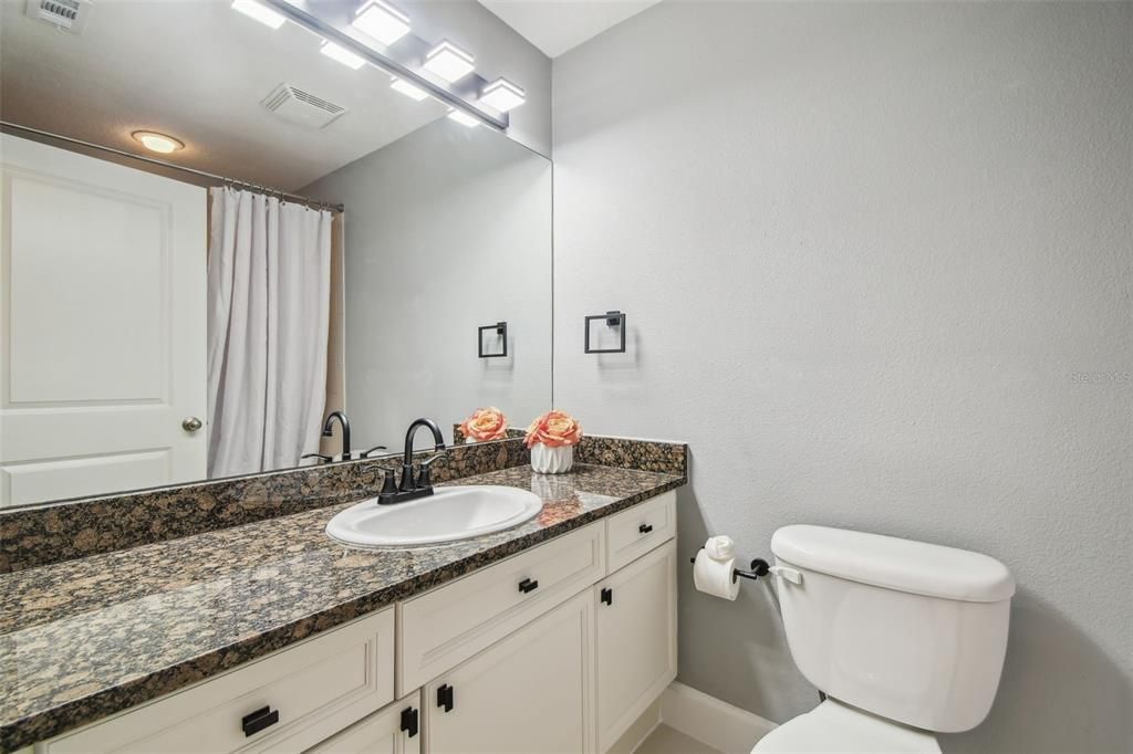 For Sale: $630,000 (2 beds, 2 baths, 1349 Square Feet)