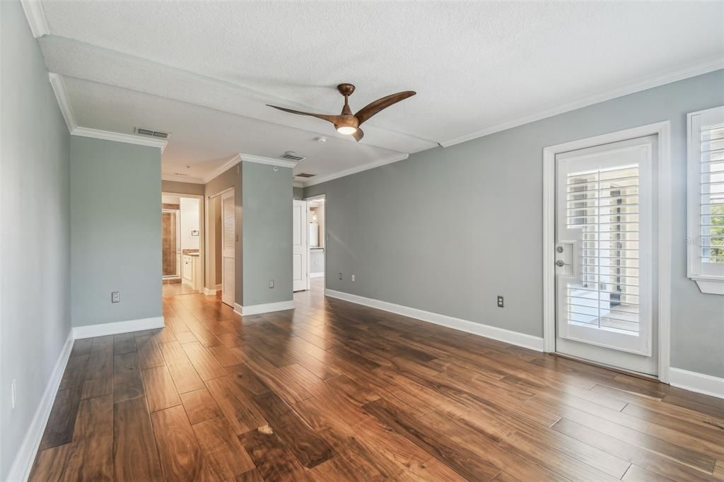 For Sale: $630,000 (2 beds, 2 baths, 1349 Square Feet)