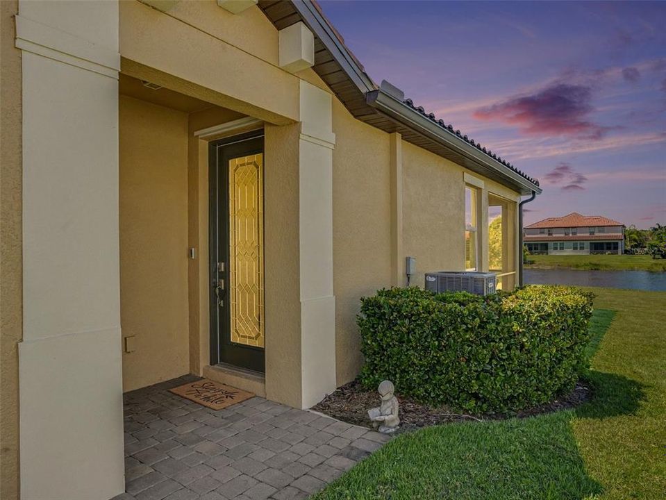 For Sale: $414,990 (3 beds, 2 baths, 1571 Square Feet)