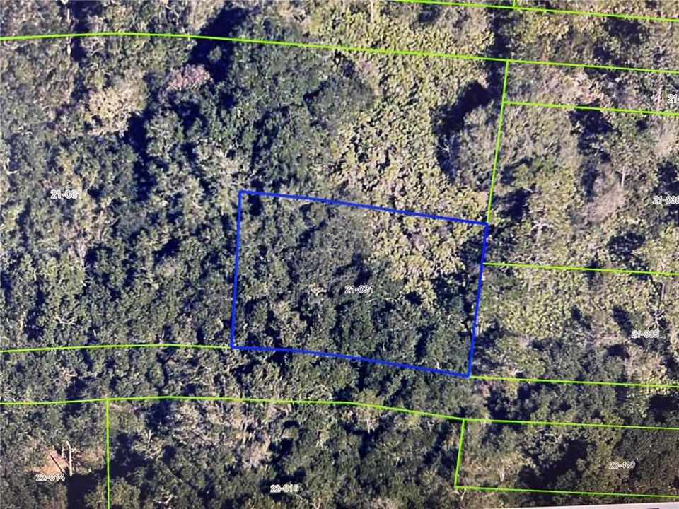 На продажу: $24,900 (0.23 acres)