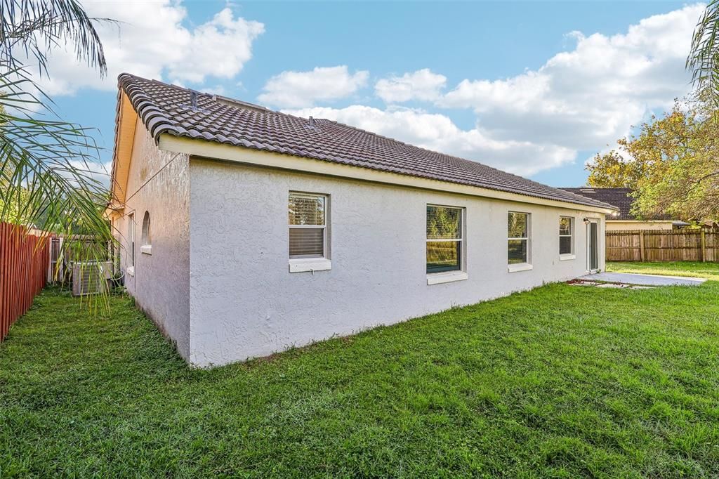 For Sale: $379,900 (3 beds, 2 baths, 1658 Square Feet)