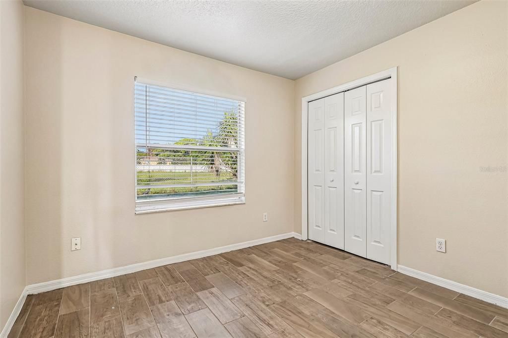 For Sale: $379,900 (3 beds, 2 baths, 1658 Square Feet)