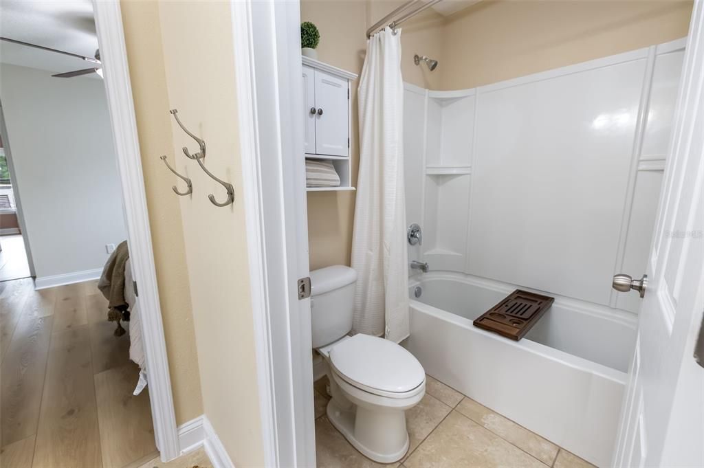 En Venta: $899,000 (5 camas, 3 baños, 3011 Pies cuadrados)