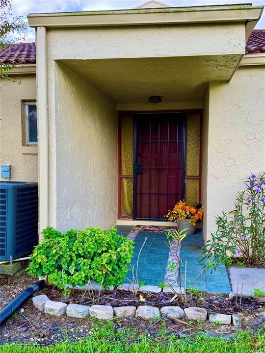 For Rent: $1,600 (2 beds, 2 baths, 1404 Square Feet)