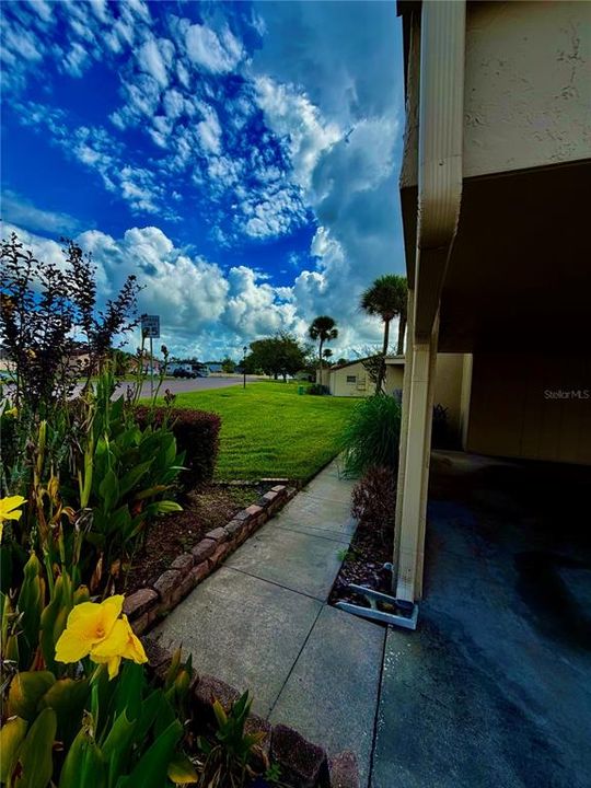 For Rent: $1,600 (2 beds, 2 baths, 1404 Square Feet)