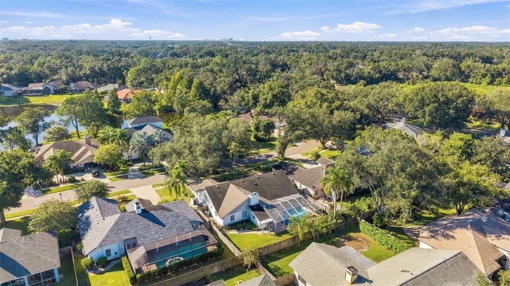 For Sale: $595,000 (4 beds, 3 baths, 2500 Square Feet)