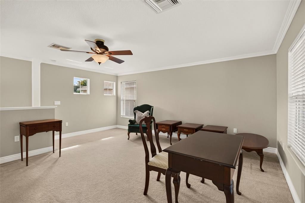 For Sale: $550,000 (4 beds, 3 baths, 3018 Square Feet)