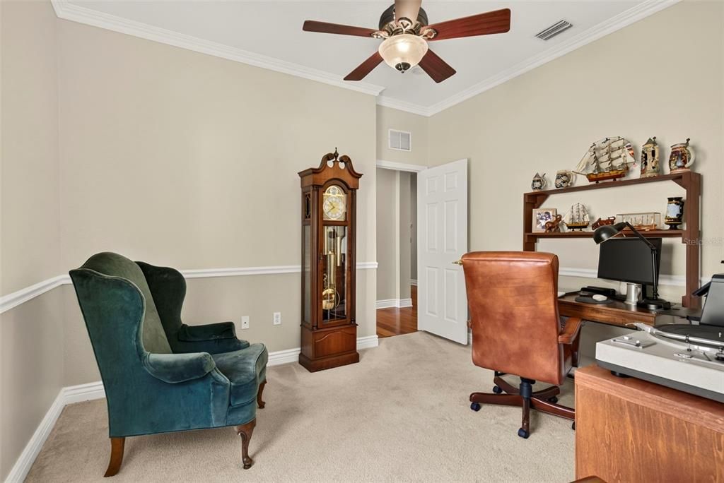For Sale: $550,000 (4 beds, 3 baths, 3018 Square Feet)