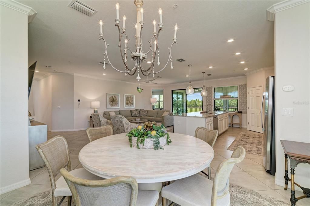 For Sale: $669,000 (3 beds, 2 baths, 2108 Square Feet)