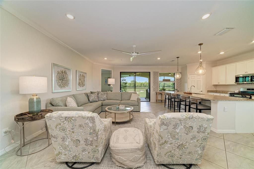 For Sale: $669,000 (3 beds, 2 baths, 2108 Square Feet)