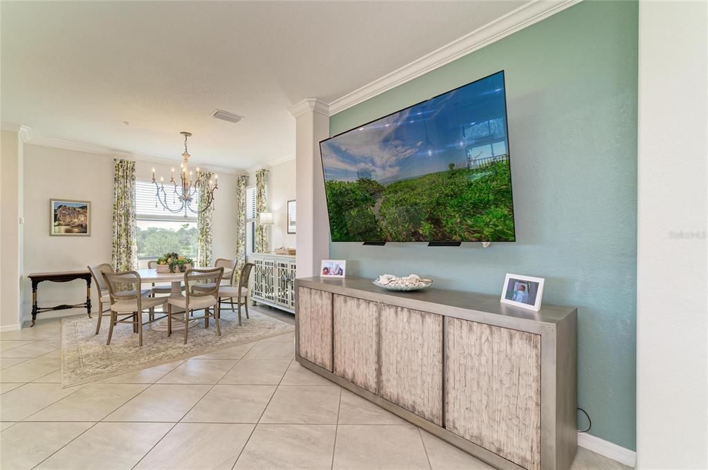 For Sale: $669,000 (3 beds, 2 baths, 2108 Square Feet)