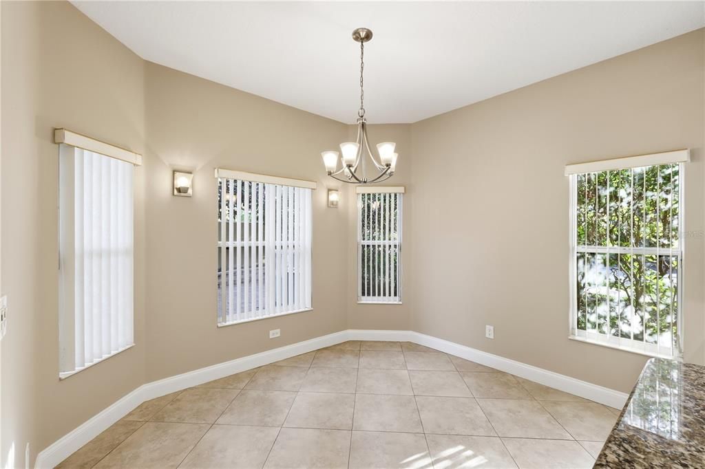 For Rent: $3,500 (4 beds, 2 baths, 2822 Square Feet)