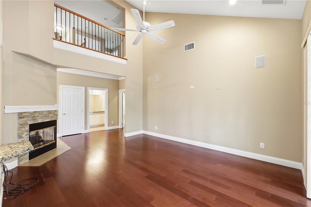 For Rent: $3,500 (4 beds, 2 baths, 2822 Square Feet)