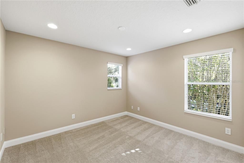 For Rent: $3,500 (4 beds, 2 baths, 2822 Square Feet)