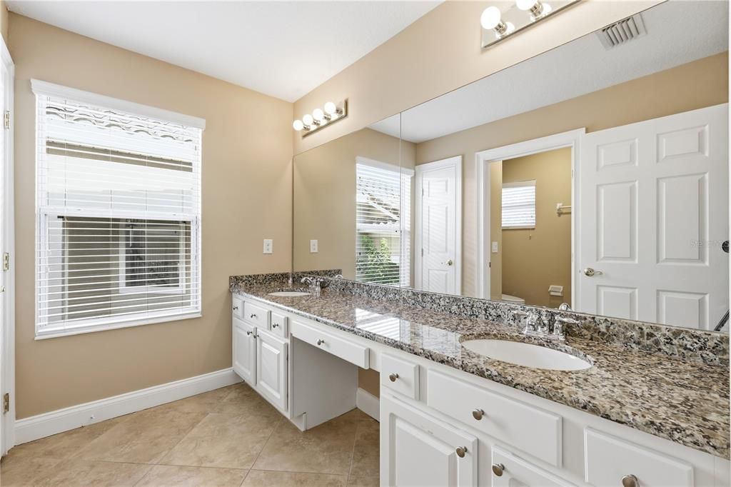For Rent: $3,500 (4 beds, 2 baths, 2822 Square Feet)