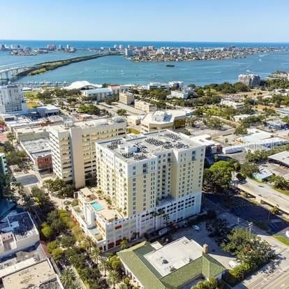 For Rent: $3,795 (3 beds, 2 baths, 2067 Square Feet)