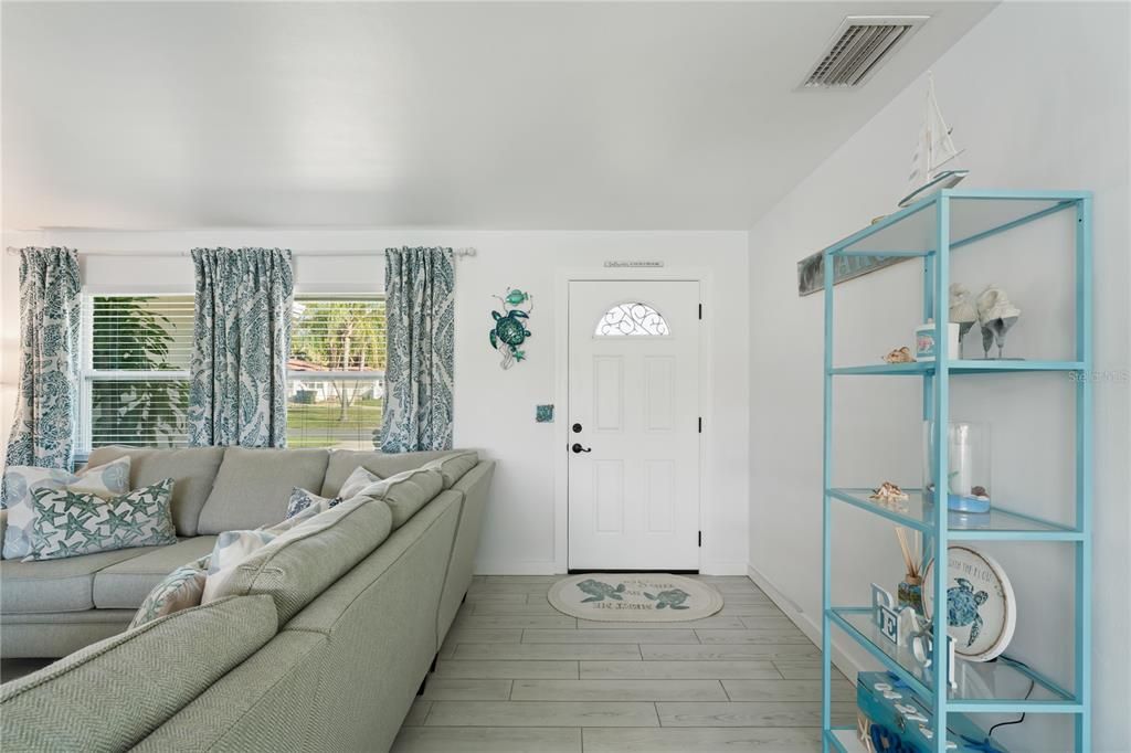 В аренду: $3,595 (2 спален, 2 ванн, 1199 Квадратных фут)