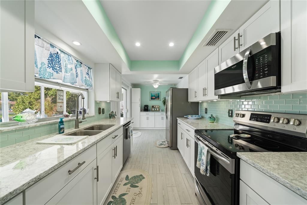 В аренду: $3,595 (2 спален, 2 ванн, 1199 Квадратных фут)