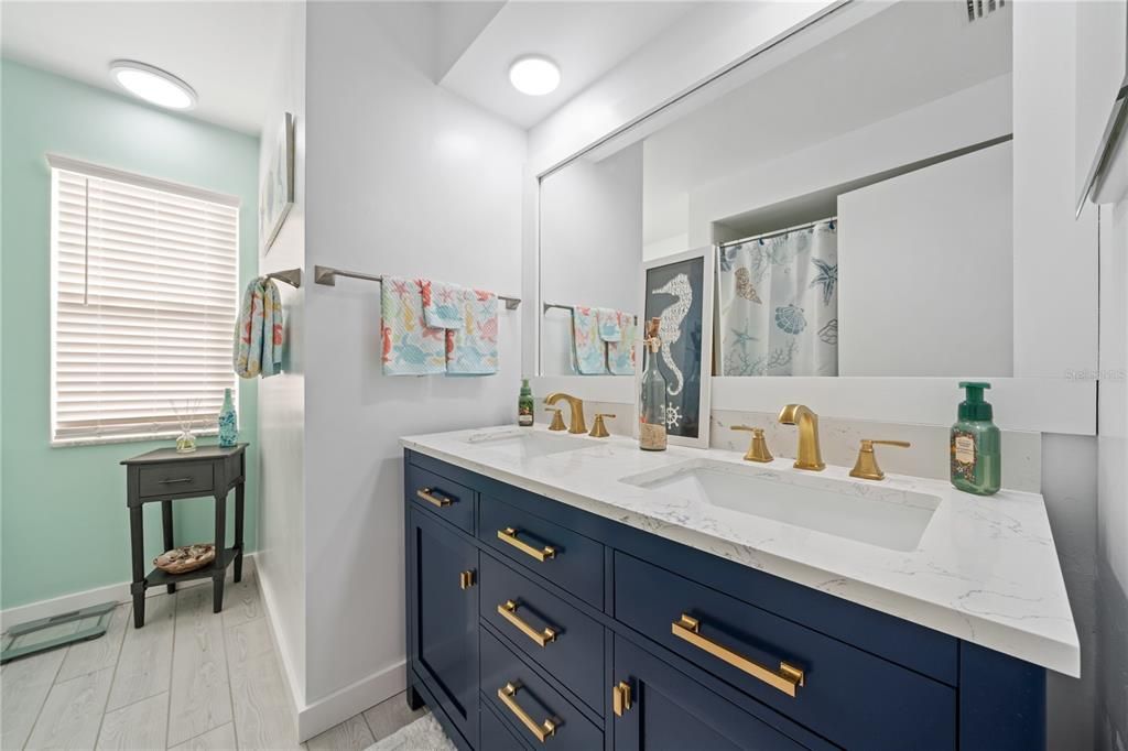 В аренду: $3,595 (2 спален, 2 ванн, 1199 Квадратных фут)