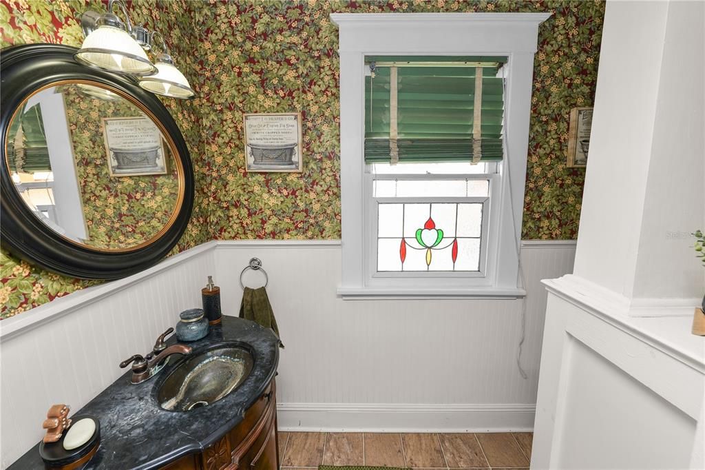 На продажу: $375,000 (3 спален, 1 ванн, 1891 Квадратных фут)