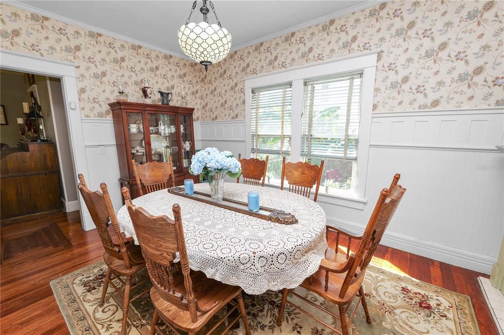 На продажу: $375,000 (3 спален, 1 ванн, 1891 Квадратных фут)
