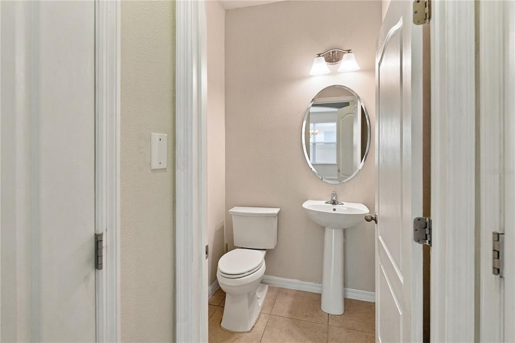 For Sale: $619,900 (4 beds, 2 baths, 2855 Square Feet)