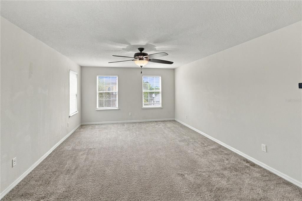 For Sale: $619,900 (4 beds, 2 baths, 2855 Square Feet)
