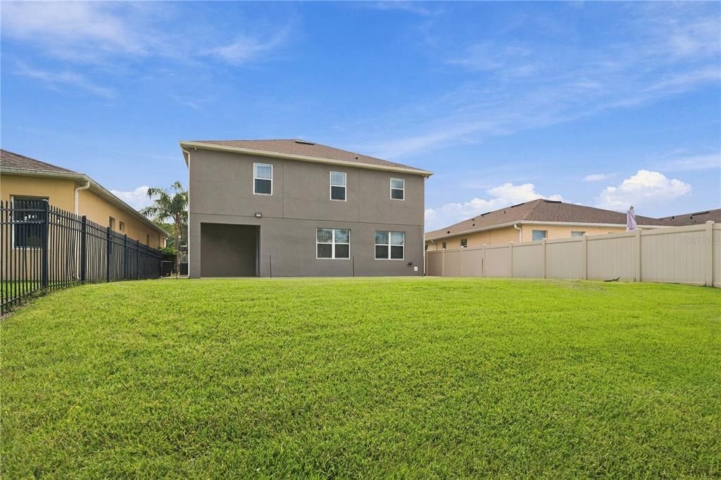 For Sale: $619,900 (4 beds, 2 baths, 2855 Square Feet)