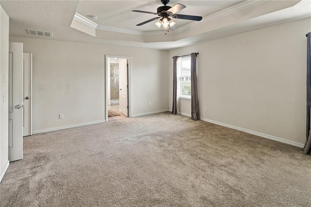 For Sale: $619,900 (4 beds, 2 baths, 2855 Square Feet)