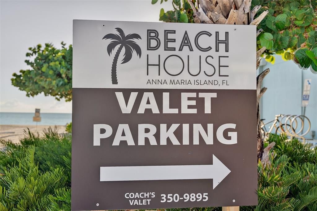 For Sale: $409,900 (1 beds, 1 baths, 462 Square Feet)