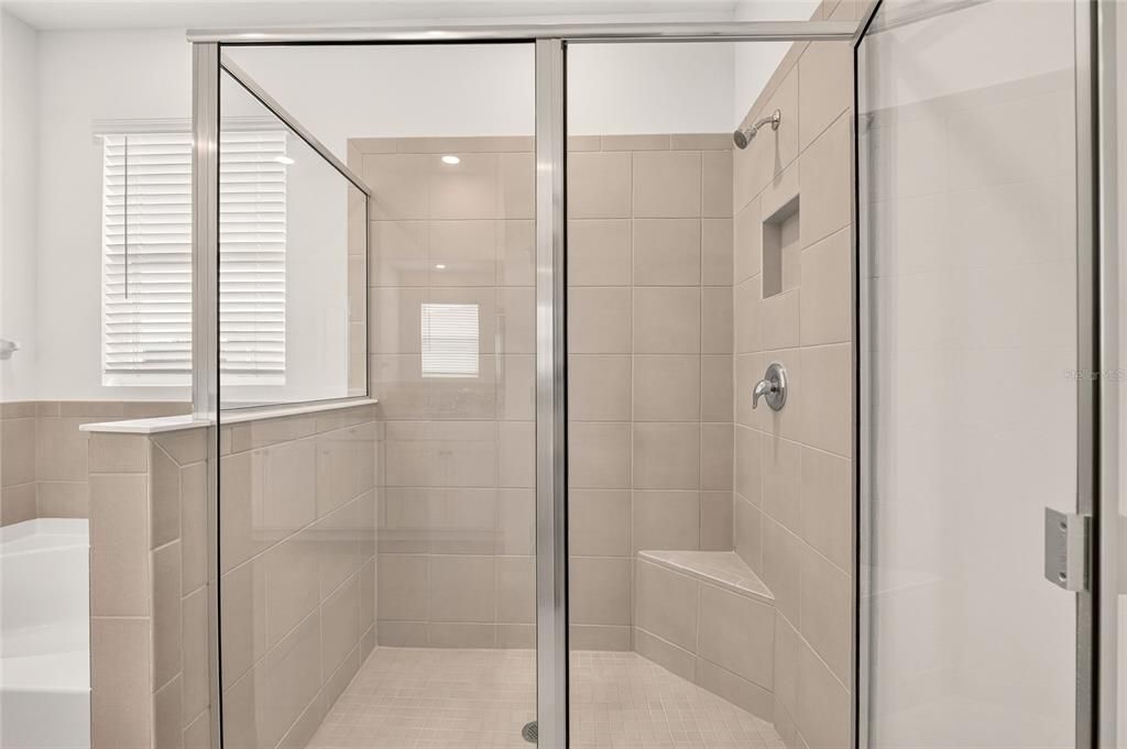 For Sale: $270,000 (3 beds, 2 baths, 1851 Square Feet)