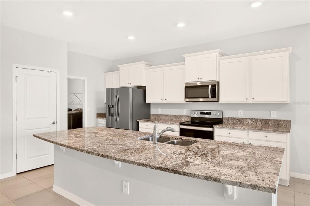 For Sale: $270,000 (3 beds, 2 baths, 1851 Square Feet)