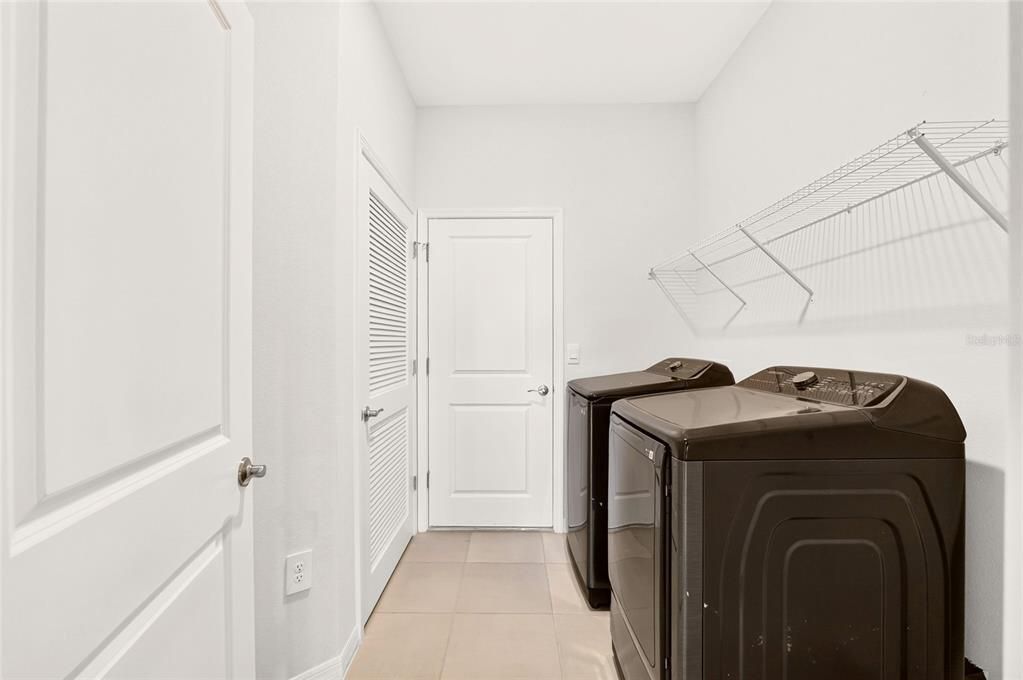 For Sale: $270,000 (3 beds, 2 baths, 1851 Square Feet)