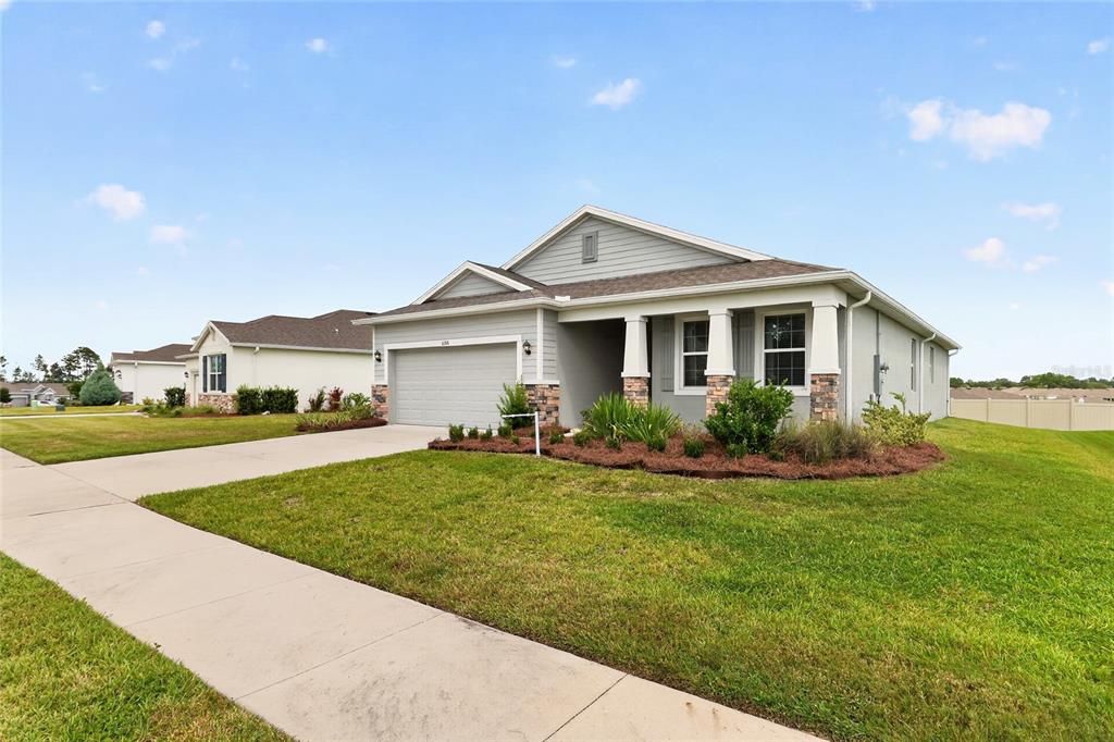For Sale: $270,000 (3 beds, 2 baths, 1851 Square Feet)
