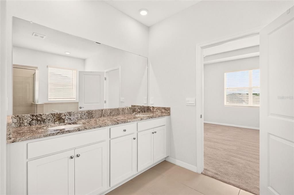 For Sale: $270,000 (3 beds, 2 baths, 1851 Square Feet)