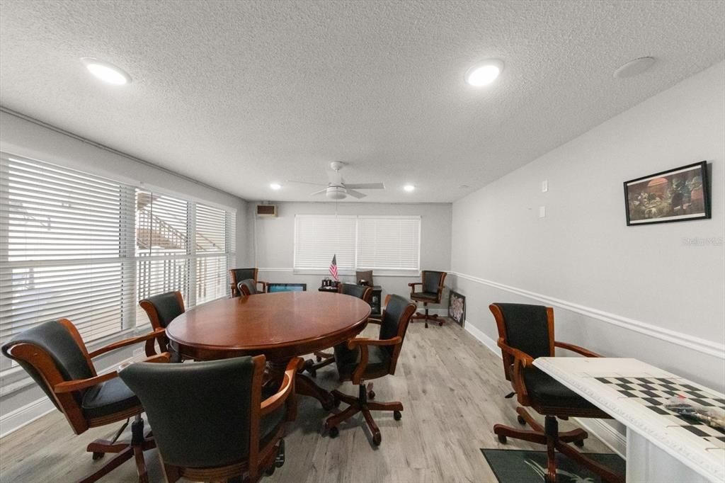 For Sale: $254,900 (2 beds, 2 baths, 1120 Square Feet)