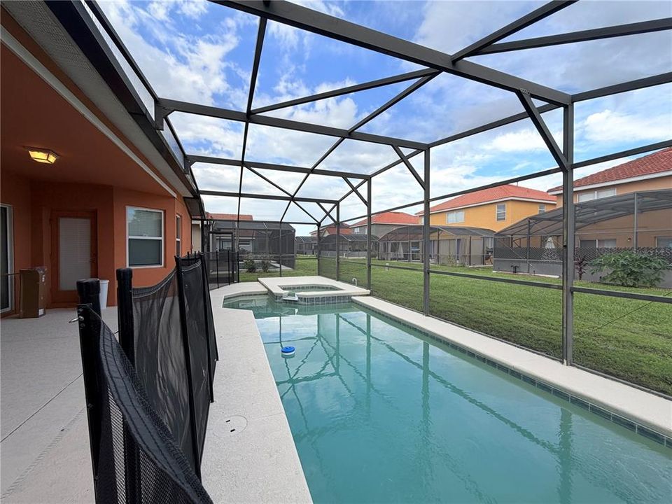 En Venta: $449,000 (5 camas, 4 baños, 2984 Pies cuadrados)