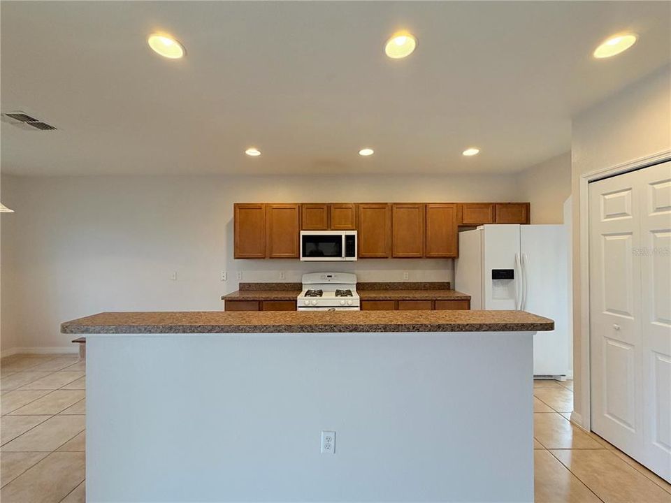 En Venta: $449,000 (5 camas, 4 baños, 2984 Pies cuadrados)