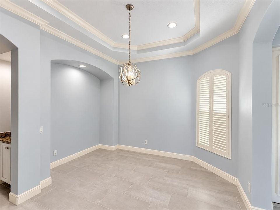 En Venta: $899,000 (4 camas, 3 baños, 3289 Pies cuadrados)