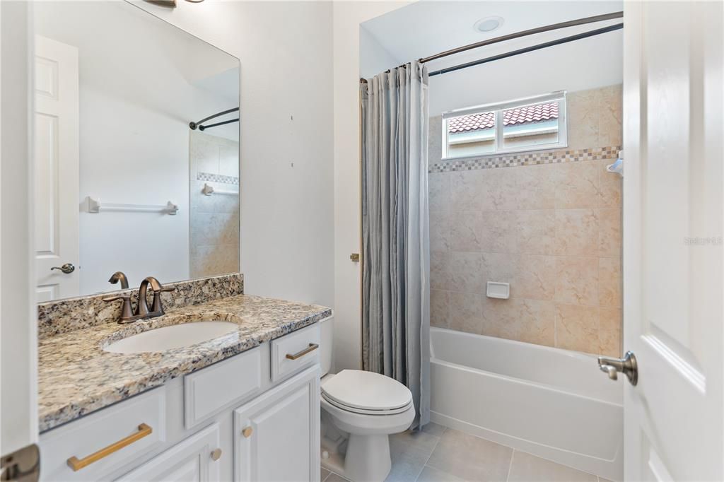 En Venta: $899,000 (4 camas, 3 baños, 3289 Pies cuadrados)