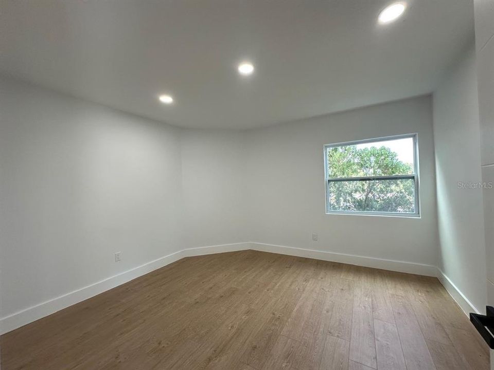 For Sale: $625,000 (4 beds, 3 baths, 2870 Square Feet)