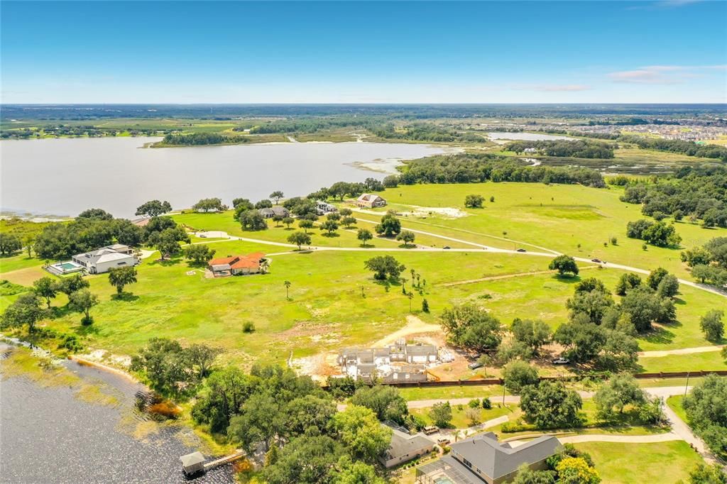 En Venta: $610,000 (3.05 acres)