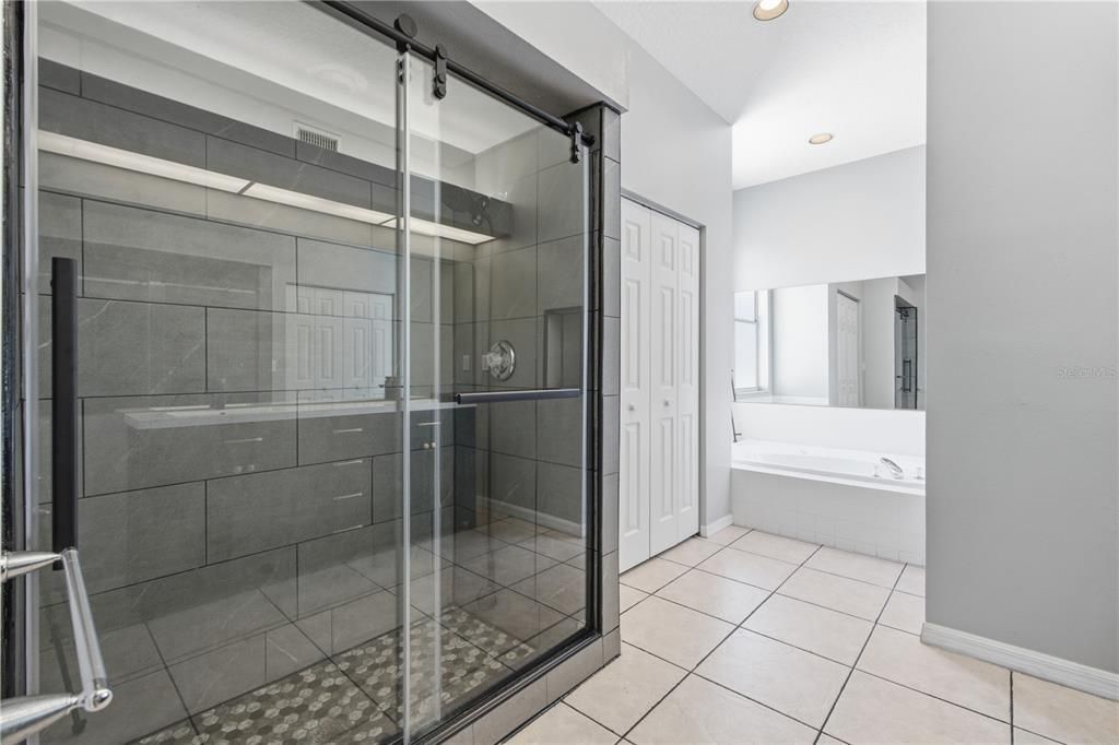 На продажу: $669,900 (5 спален, 2 ванн, 2178 Квадратных фут)